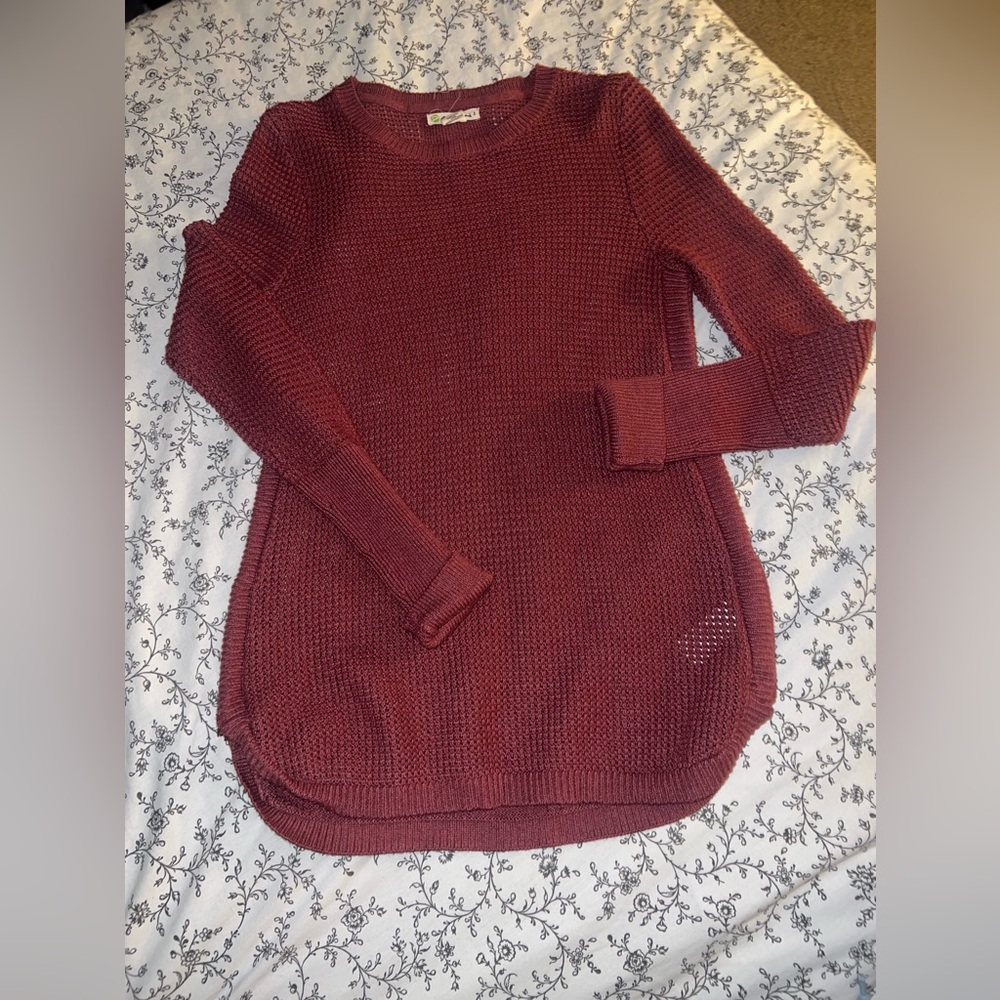 Light burgundy sweater